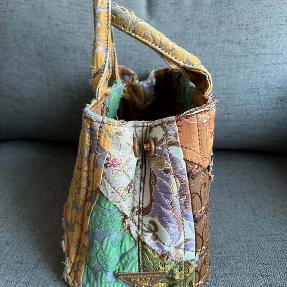 Prada Canapa Tote RARE Limited Edition - Picture 4 of 16